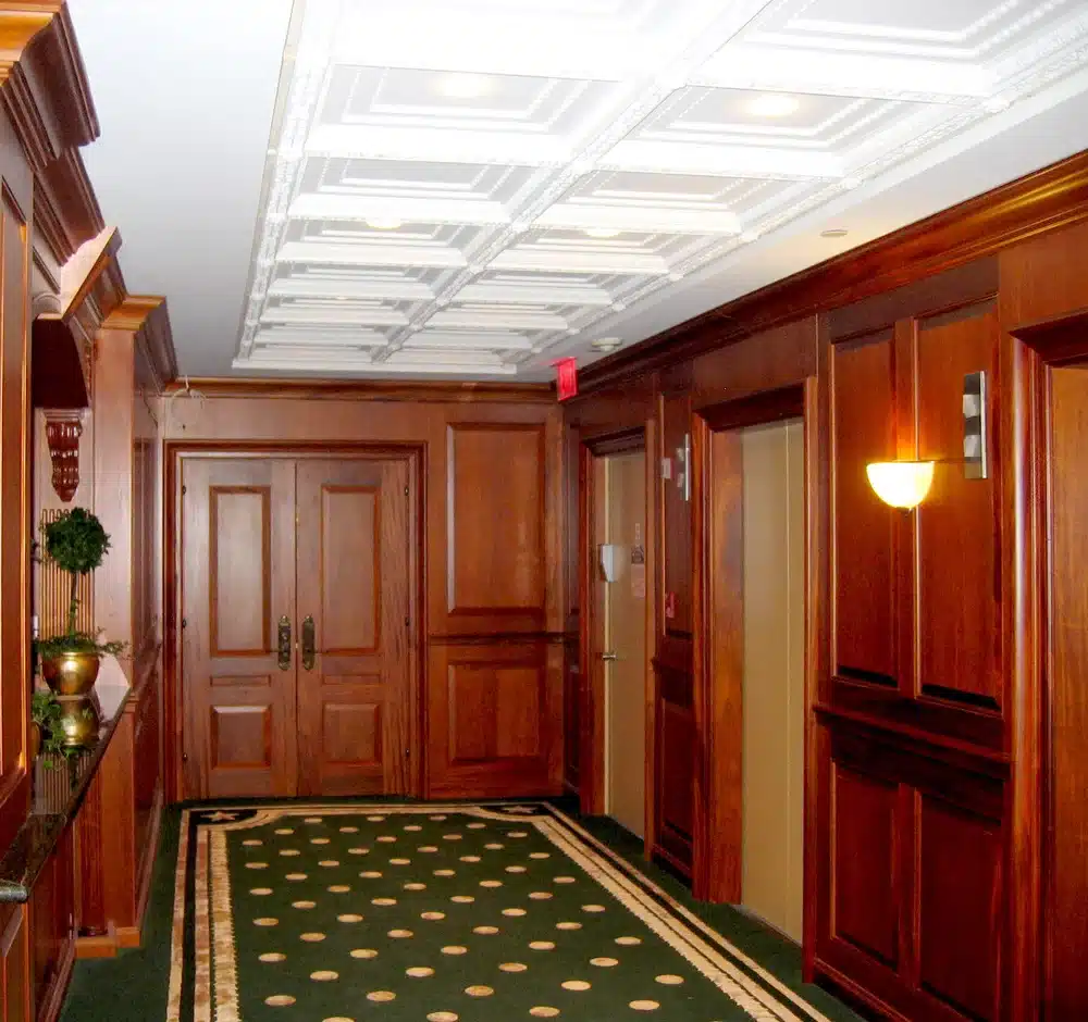 NY-PrivateBank&Trust_03